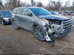 5TDJZRFH5JS525324 2018 TOYOTA HIGHLANDER