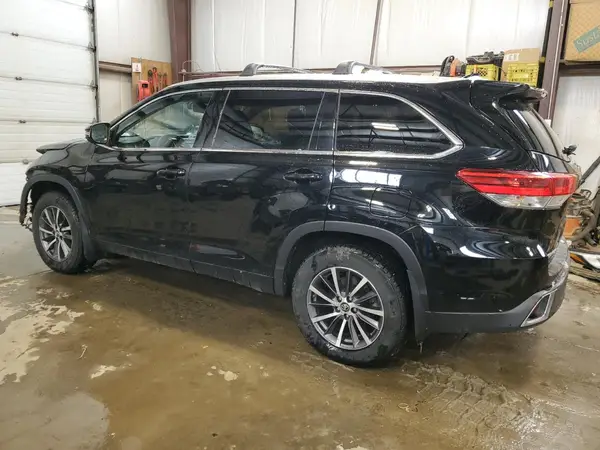5TDJZRFH5JS531012 2018 TOYOTA HIGHLANDER - Image 2