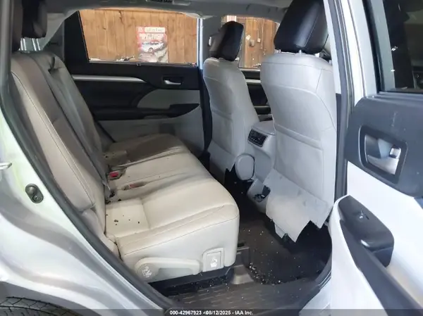 5TDJZRFH5JS531088 2018 TOYOTA HIGHLANDER - Image 8