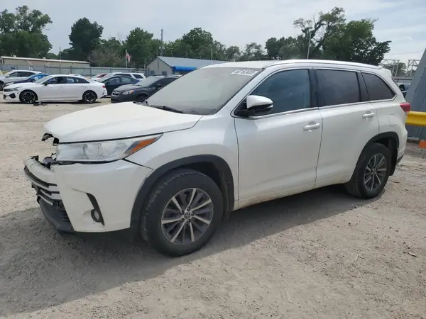 5TDJZRFH5JS549428 2018 TOYOTA HIGHLANDER - Image 1