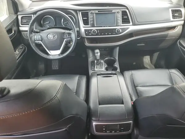 5TDJZRFH5JS549428 2018 TOYOTA HIGHLANDER - Image 8