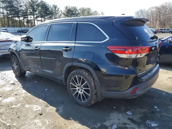 5TDJZRFH5JS555195 2018 TOYOTA HIGHLANDER - Image 2