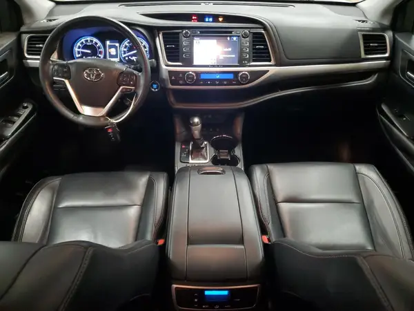 5TDJZRFH5JS556279 2018 TOYOTA HIGHLANDER - Image 8