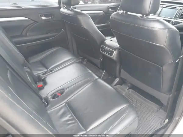 5TDJZRFH5JS559358 2018 TOYOTA HIGHLANDER - Image 8