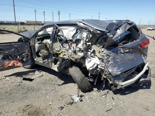 5TDJZRFH5JS807527 2018 TOYOTA HIGHLANDER - Image 2