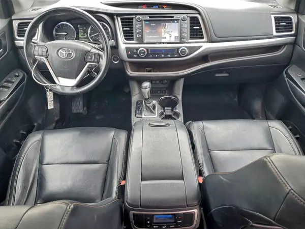 5TDJZRFH5JS811478 2018 TOYOTA HIGHLANDER - Image 8