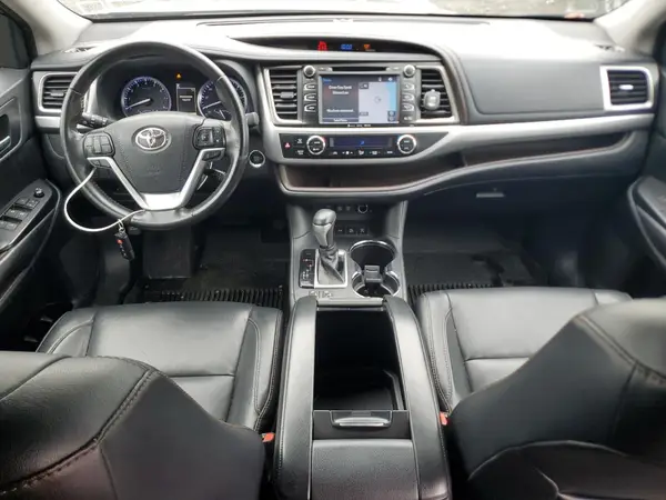 5TDJZRFH5JS848336 2018 TOYOTA HIGHLANDER - Image 8