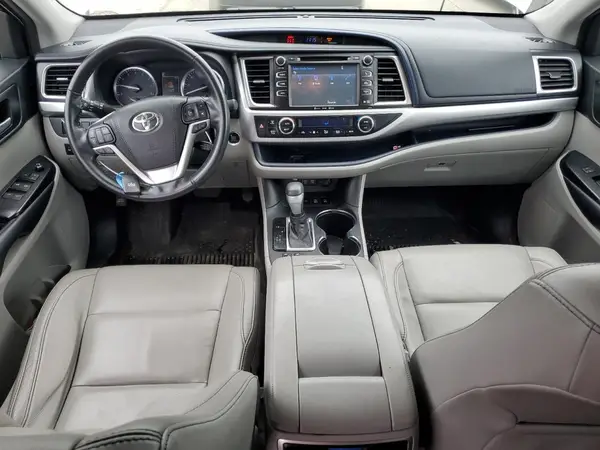 5TDJZRFH5JS851625 2018 TOYOTA HIGHLANDER - Image 8