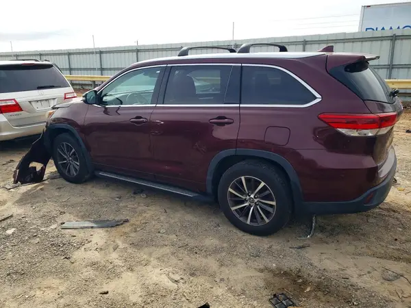5TDJZRFH5JS862186 2018 TOYOTA HIGHLANDER - Image 2