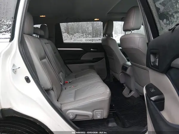 5TDJZRFH5JS881448 2018 TOYOTA HIGHLANDER - Image 8