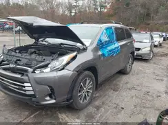 5TDJZRFH5JS882115 2018 TOYOTA HIGHLANDER