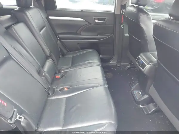 5TDJZRFH5JS896130 2018 TOYOTA HIGHLANDER - Image 8