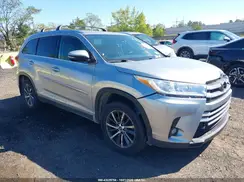 5TDJZRFH5KS562861 2019 TOYOTA HIGHLANDER