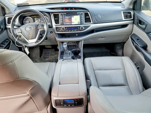 5TDJZRFH5KS566327 2019 TOYOTA HIGHLANDER - Image 8
