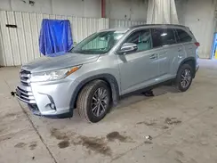 5TDJZRFH5KS570779 2019 TOYOTA HIGHLANDER