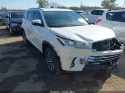 5TDJZRFH5KS571527 2019 TOYOTA HIGHLANDER