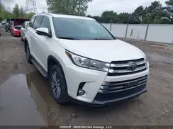 5TDJZRFH5KS575514 2019 TOYOTA HIGHLANDER