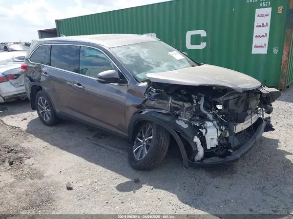 5TDJZRFH5KS585508 2019 TOYOTA HIGHLANDER - Image 1