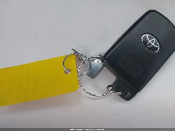 5TDJZRFH5KS590563 2019 TOYOTA HIGHLANDER - Image 8