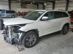 5TDJZRFH5KS590997 2019 TOYOTA HIGHLANDER