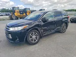 5TDJZRFH5KS593205 2019 TOYOTA HIGHLANDER