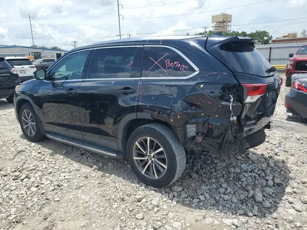 5TDJZRFH5KS597500 2019 TOYOTA HIGHLANDER - Image 2
