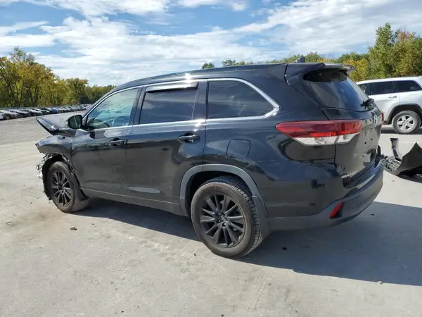 5TDJZRFH5KS599828 2019 TOYOTA HIGHLANDER - Image 2