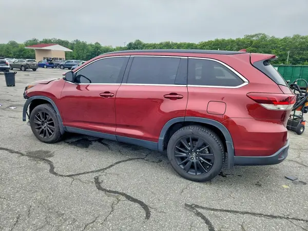 5TDJZRFH5KS599912 2019 TOYOTA HIGHLANDER - Image 2