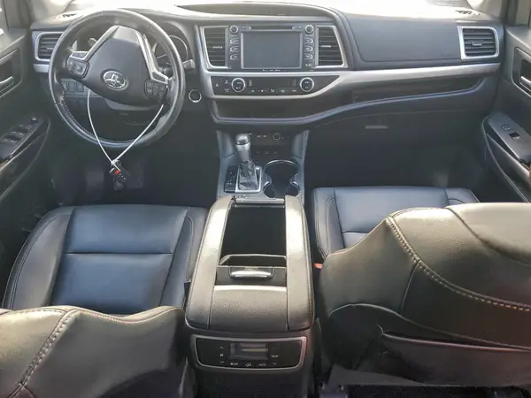 5TDJZRFH5KS601013 2019 TOYOTA HIGHLANDER - Image 8