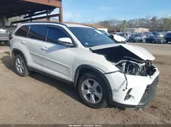 5TDJZRFH5KS605224 2019 TOYOTA HIGHLANDER