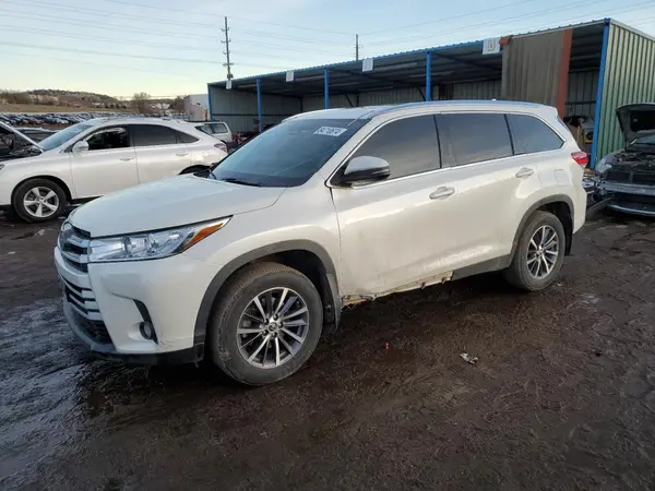 5TDJZRFH5KS609225 2019 TOYOTA HIGHLANDER - Image 1