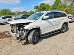 5TDJZRFH5KS612710 2019 TOYOTA HIGHLANDER