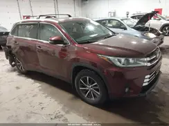 5TDJZRFH5KS708210 2019 TOYOTA HIGHLANDER