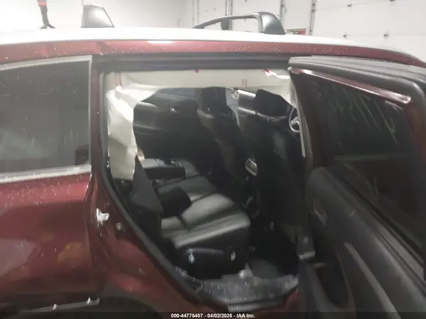 5TDJZRFH5KS708210 2019 TOYOTA HIGHLANDER - Image 8