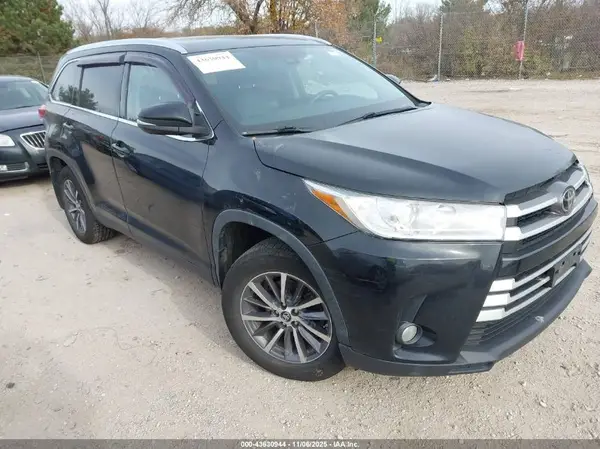 5TDJZRFH5KS717330 2019 TOYOTA HIGHLANDER - Image 1