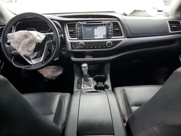 5TDJZRFH5KS734001 2019 TOYOTA HIGHLANDER - Image 8
