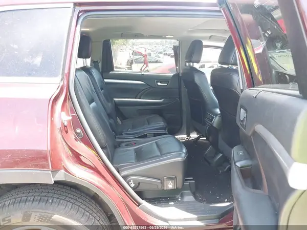 5TDJZRFH5KS745550 2019 TOYOTA HIGHLANDER - Image 8