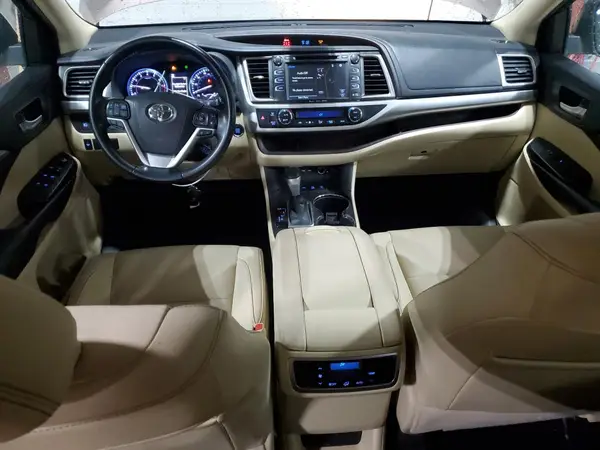 5TDJZRFH5KS921187 2019 TOYOTA HIGHLANDER - Image 8