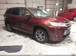 5TDJZRFH5KS923179 2019 TOYOTA HIGHLANDER