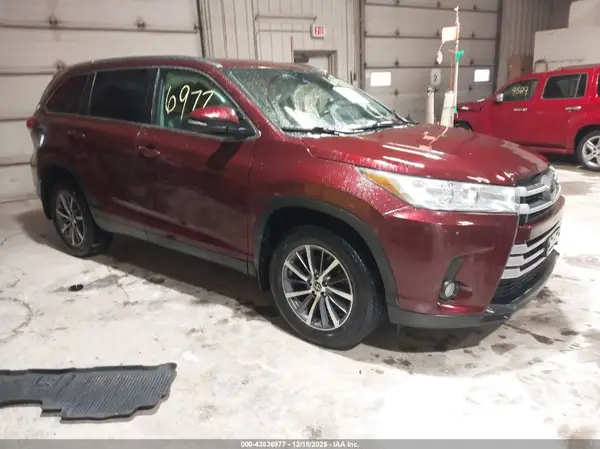 5TDJZRFH5KS923179 2019 TOYOTA HIGHLANDER - Image 1