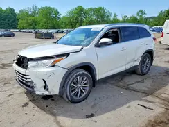 5TDJZRFH5KS924476 2019 TOYOTA HIGHLANDER