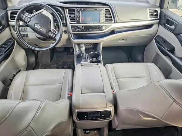 5TDJZRFH5KS925255 2019 TOYOTA HIGHLANDER - Image 8