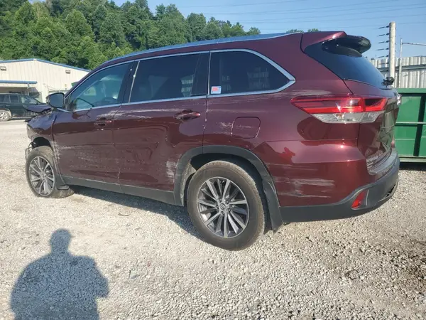 5TDJZRFH5KS926812 2019 TOYOTA HIGHLANDER - Image 2