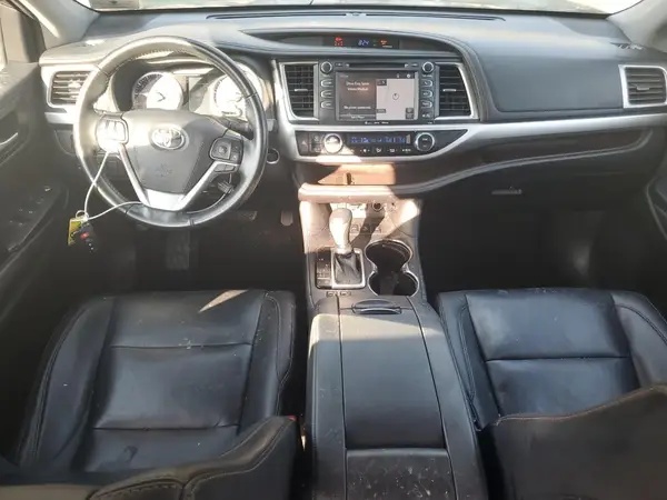 5TDJZRFH5KS926812 2019 TOYOTA HIGHLANDER - Image 8