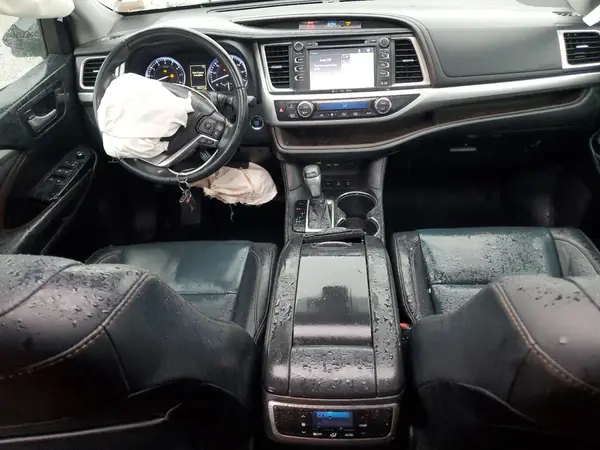 5TDJZRFH5KS948633 2019 TOYOTA HIGHLANDER - Image 8