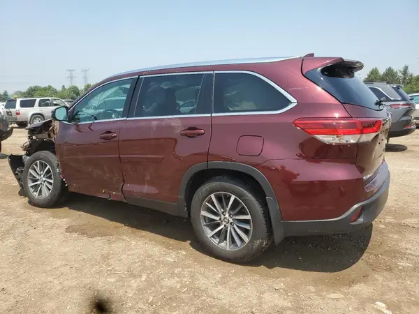 5TDJZRFH5KS949295 2019 TOYOTA HIGHLANDER - Image 2