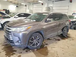 5TDJZRFH5KS950849 2019 TOYOTA HIGHLANDER