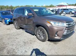 5TDJZRFH5KS978229 2019 TOYOTA HIGHLANDER