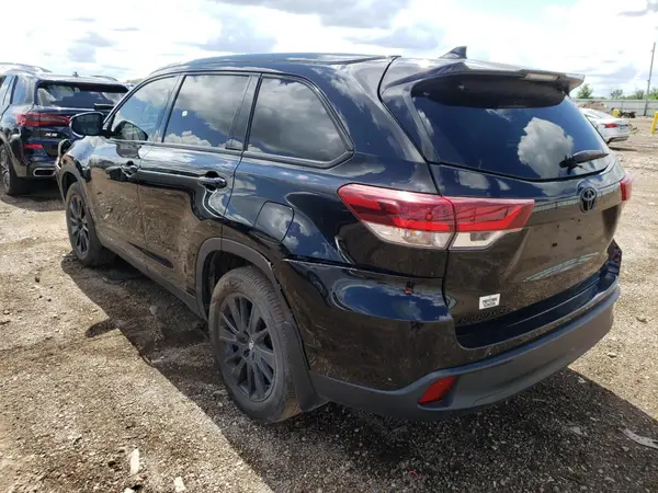 5TDJZRFH5KS978649 2019 TOYOTA HIGHLANDER - Image 2