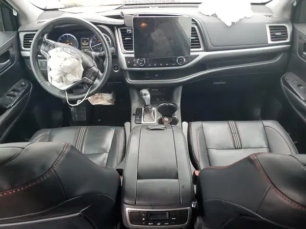 5TDJZRFH5KS989828 2019 TOYOTA HIGHLANDER - Image 8